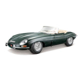 Modellauto Jaguar E-Type Cabrio grün von 1961 im Maßstab 1:18