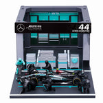 Modellauto F1 Mercedes AMG W15 Pit Pass, 1:43 Maßstab, blau