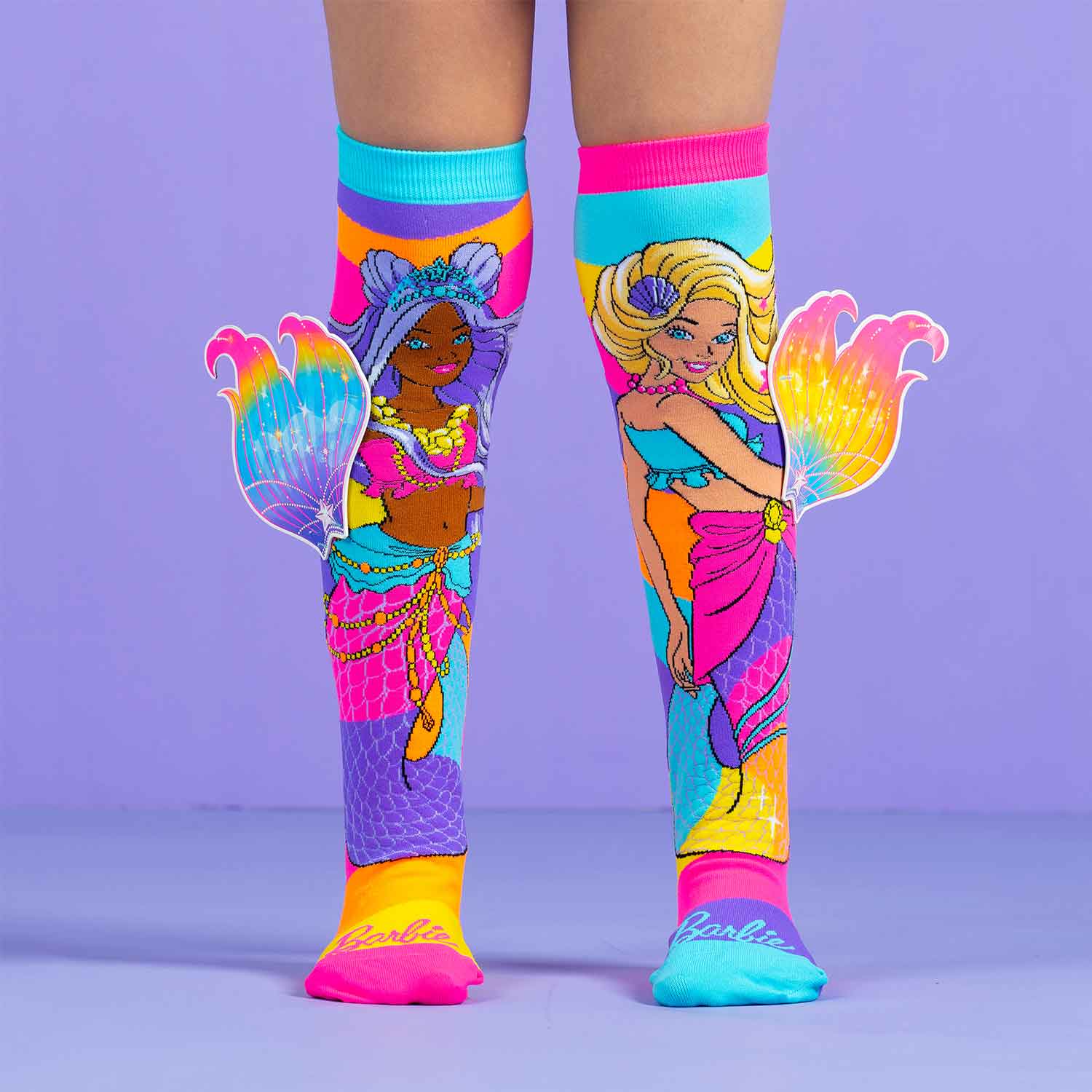 Farbenfrohe Socken mit Barbie Meerjungfrau Muster und 3D Applikationen, 6-99 Jahre geeignet