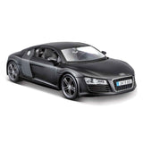 Modellauto Audi R8 türkis im Maßstab 1:24