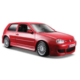 Modellauto VW Golf R32 rot im Maßstab 1:24