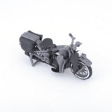 Maisto Ford F-1 Pickup (1948) + WLA Flathead (1942) Modellauto 1:24