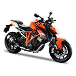 Motorradmodell SE KTM 1290 Super Duke R auf Sockel orange im Maßstab 1:12