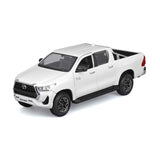 Modellauto Toyota Hilux  weiß im Maßstab 1:24