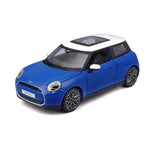 Modellauto Mini Cooper SE blau im Maßstab 1:24