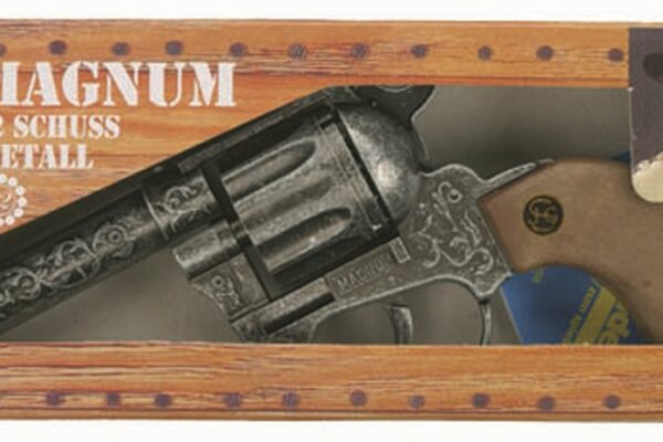 Magnum antik 22cm, Box