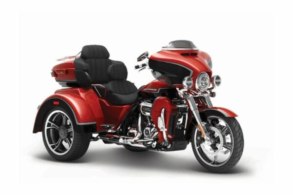CVO Tri Glide (2021) - 1:12 Modell
